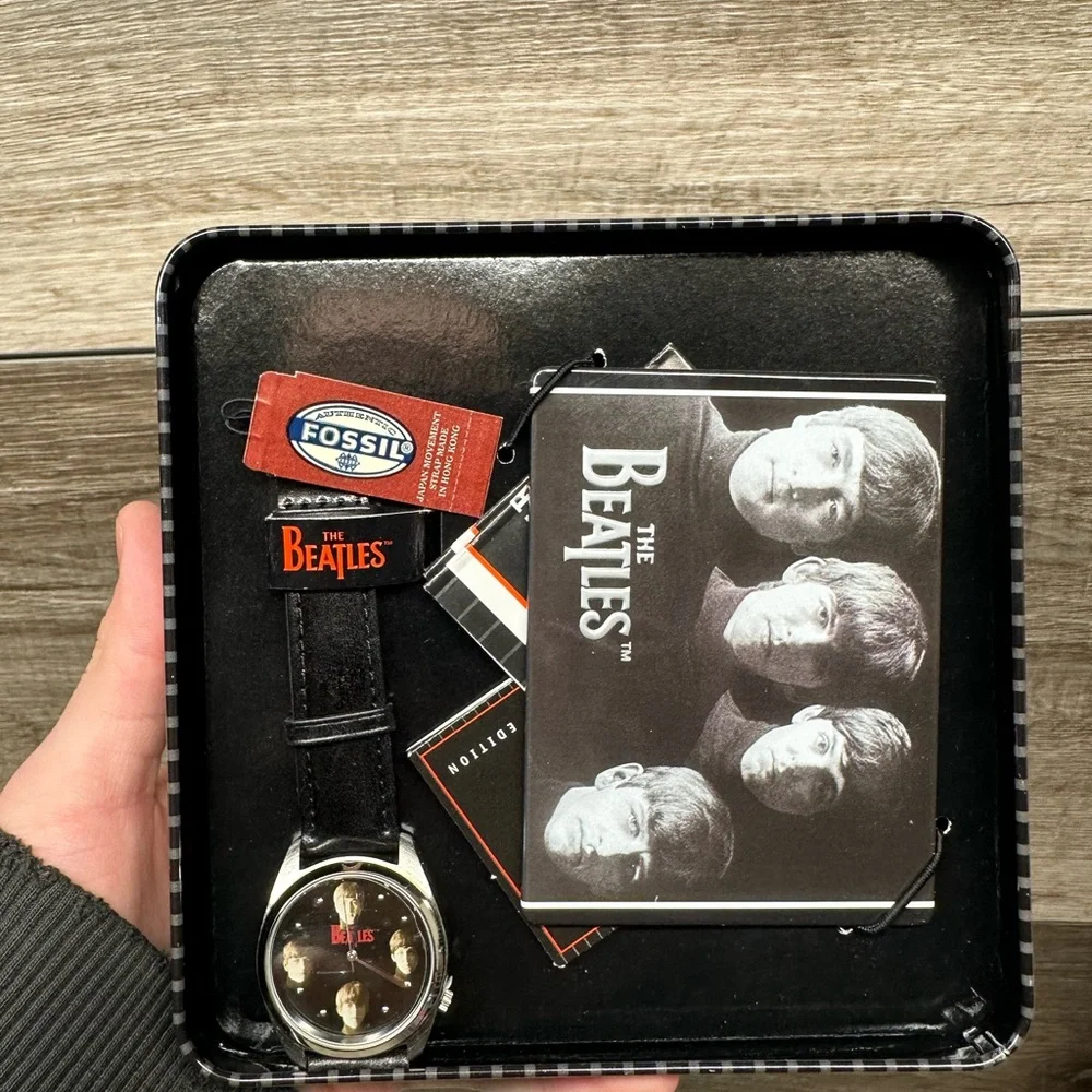 Fossil The Beatles Collectors Edition Watch Set - Black and Red